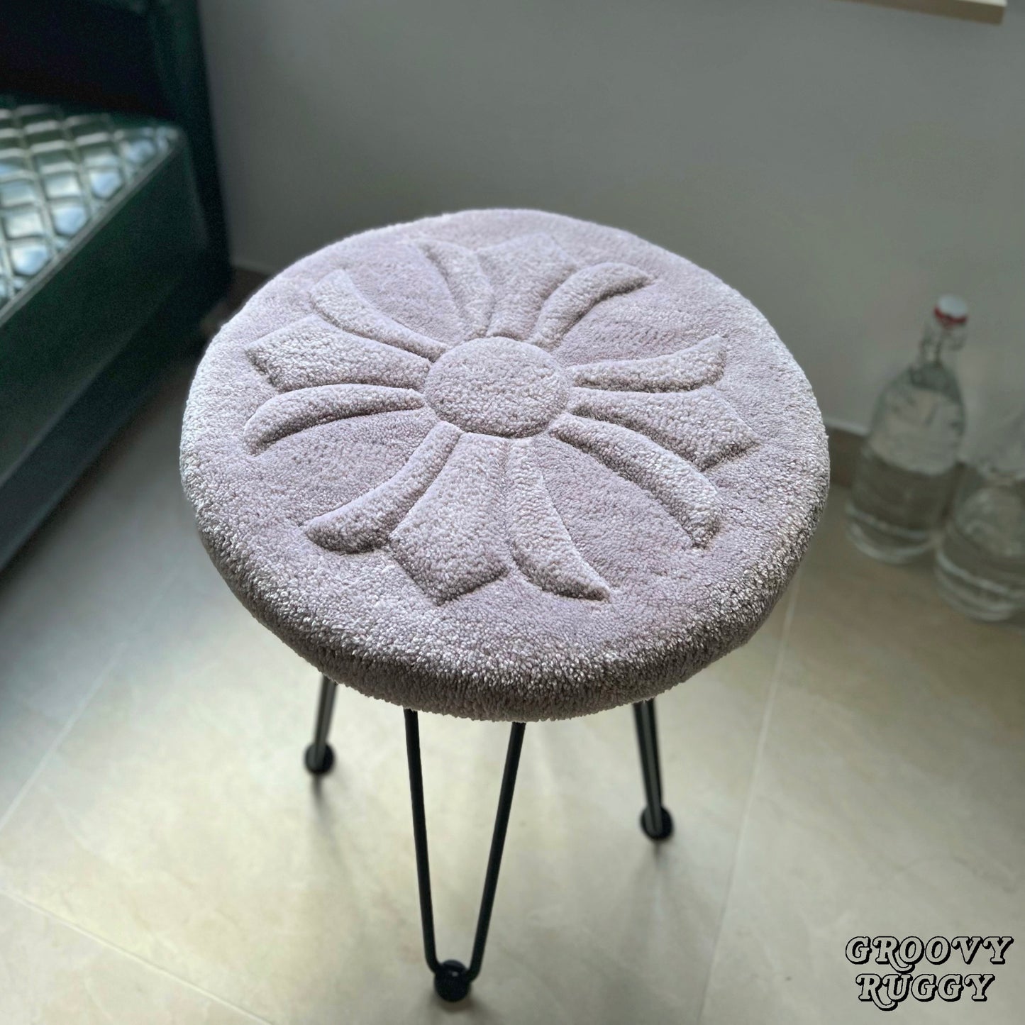 Chrome Hearts Tufted Stool ( PRE-ORDER 可以訂製其他顏色）