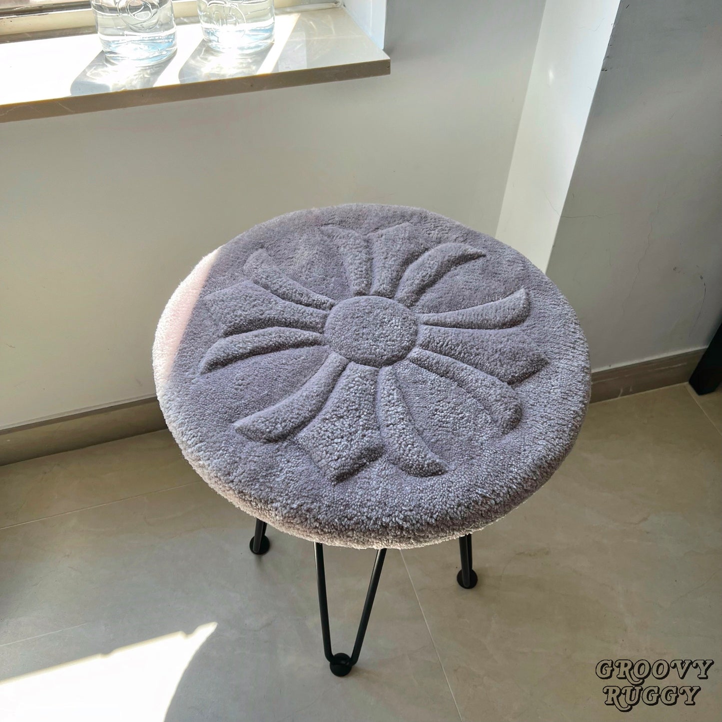 Chrome Hearts Tufted Stool ( PRE-ORDER 可以訂製其他顏色）