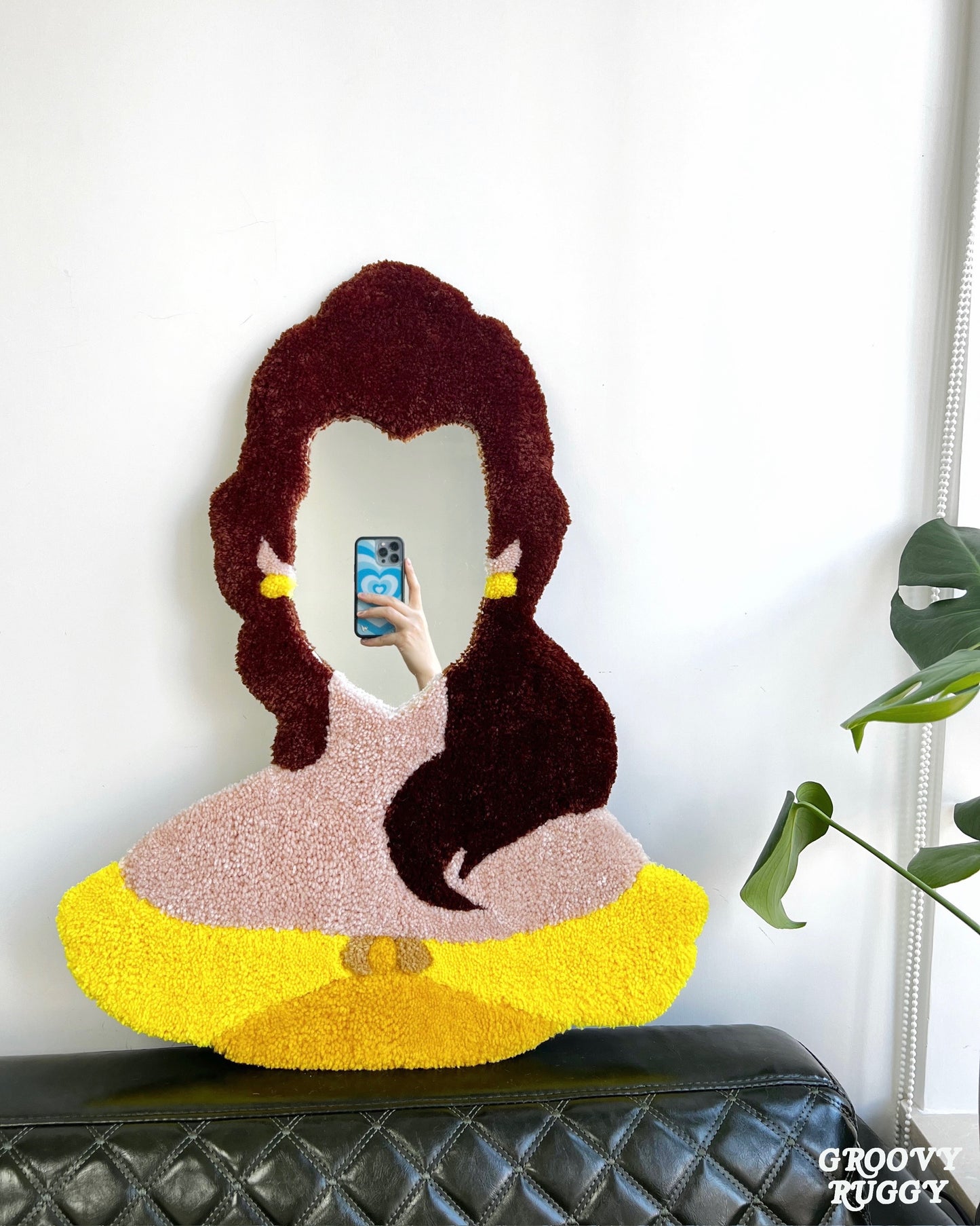 [Per-order] Snow White Princess Tufted Mirror